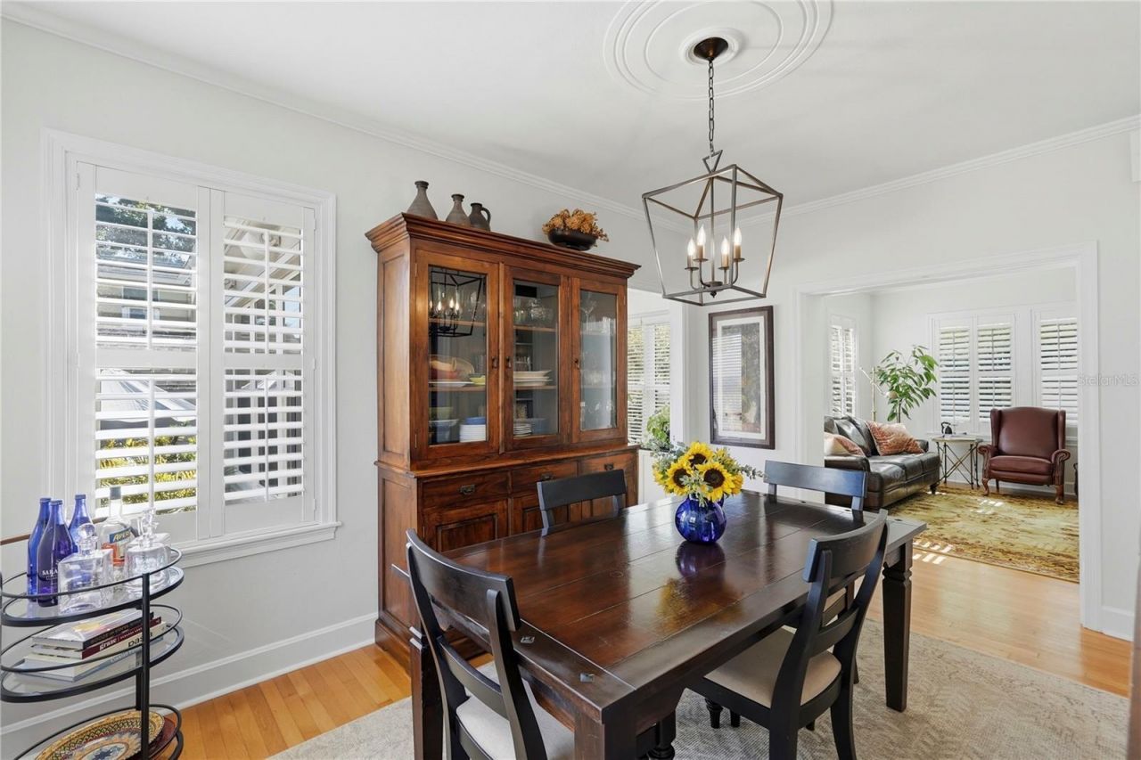 1325 24th Avenue N, Saint Petersburg, FL 33704 Photo