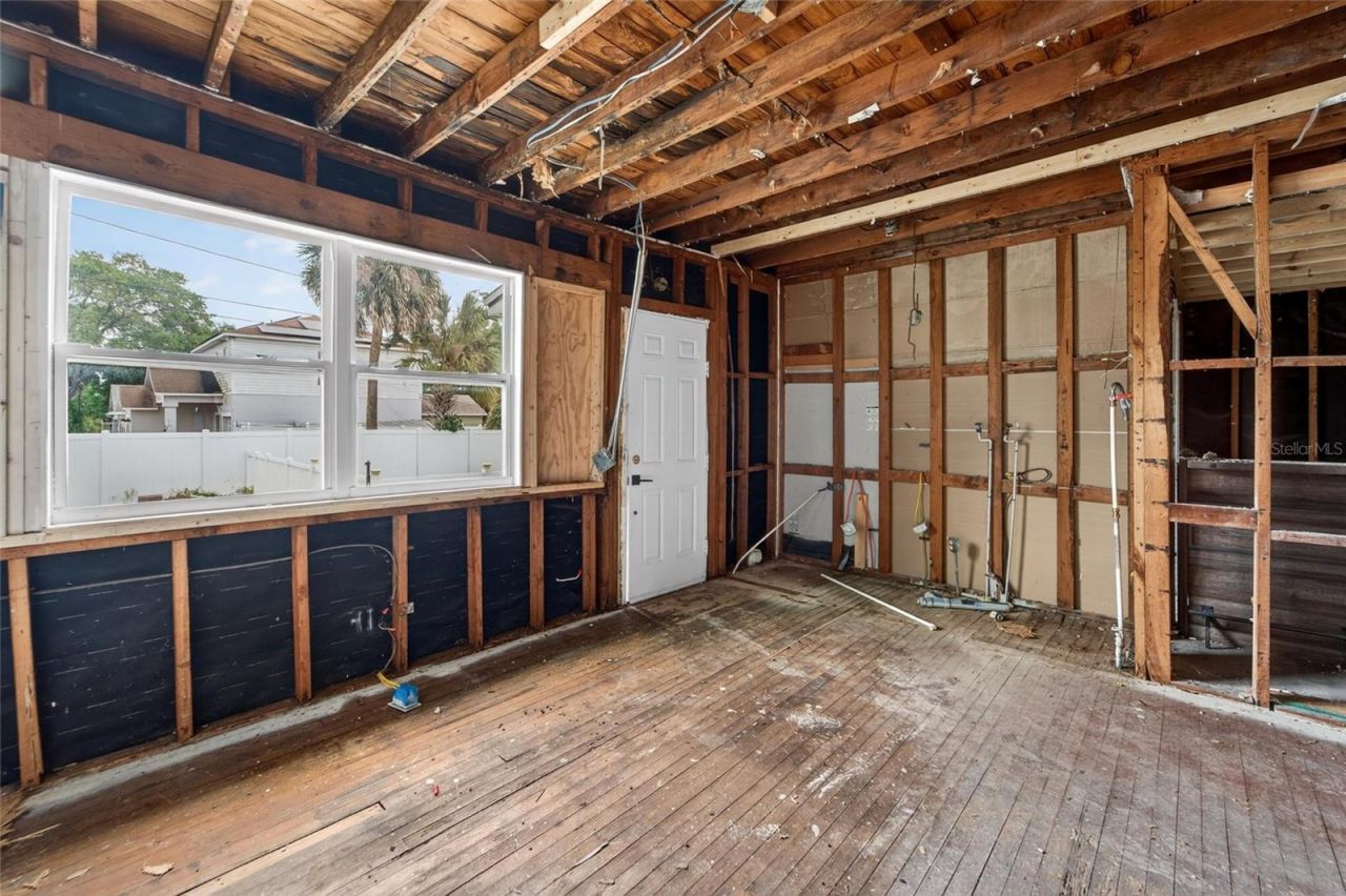 1900 16th Street S, Saint Petersburg, FL 33705 Photo
