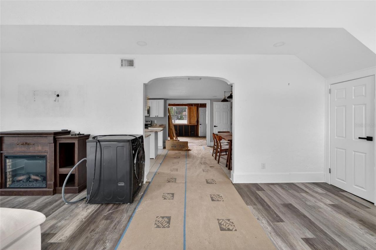 1900 16th Street S, Saint Petersburg, FL 33705 Photo
