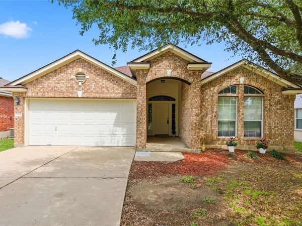 3555 Sandy Koufax LN, Round Rock, TX 78665
