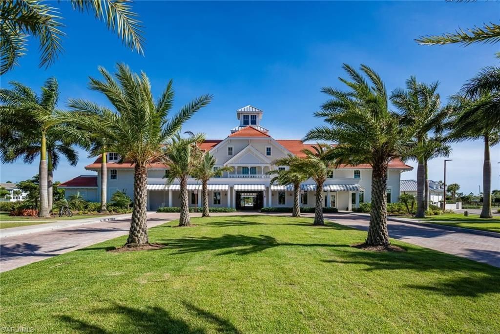 6466 Warwick Ave, Naples, FL 34113 Photo