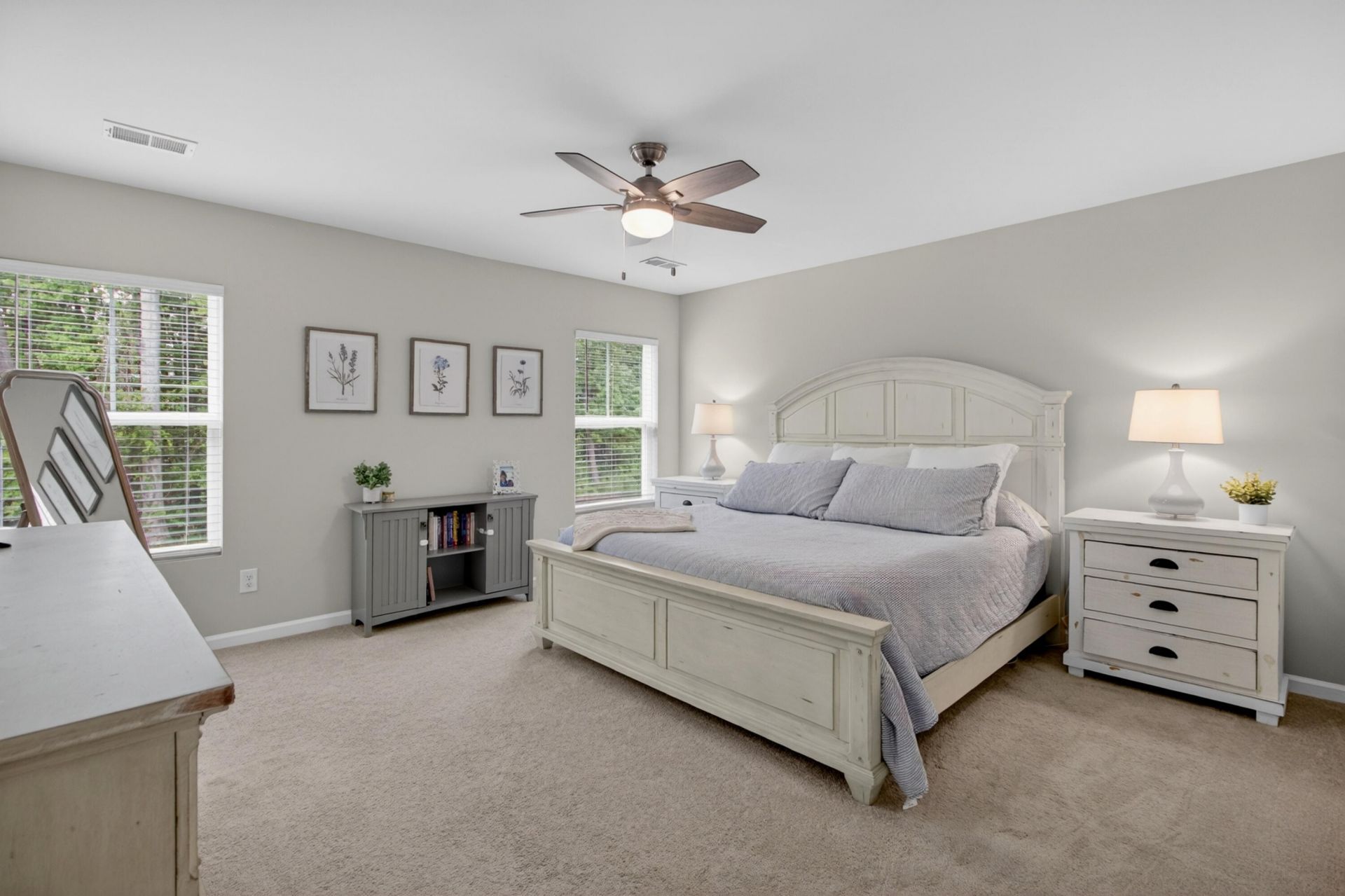 325 Saddlewood Drive Photo 23