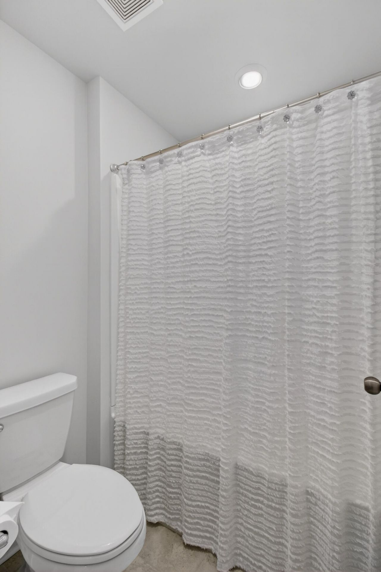 325 Saddlewood Drive Photo 34