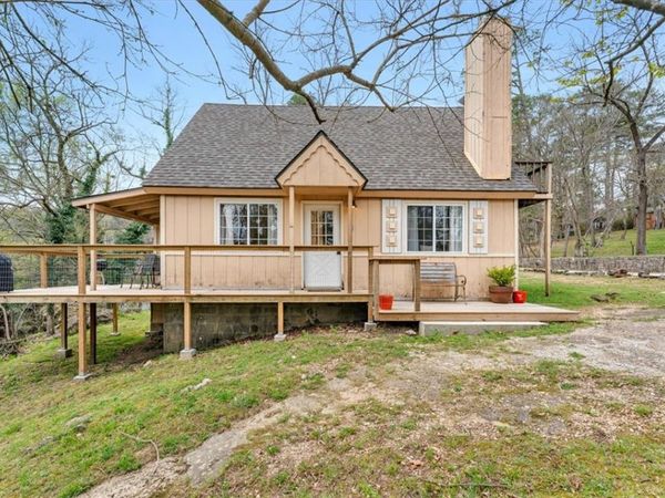 114 CR 317, Eureka Springs, AR 72632