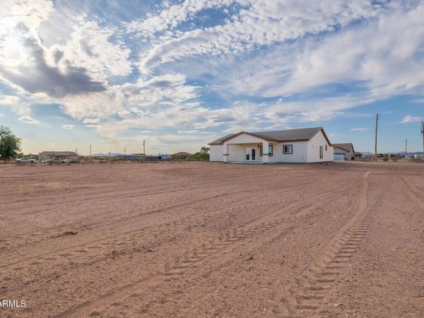 37019 W WHITTON Avenue, Tonopah, AZ 85354