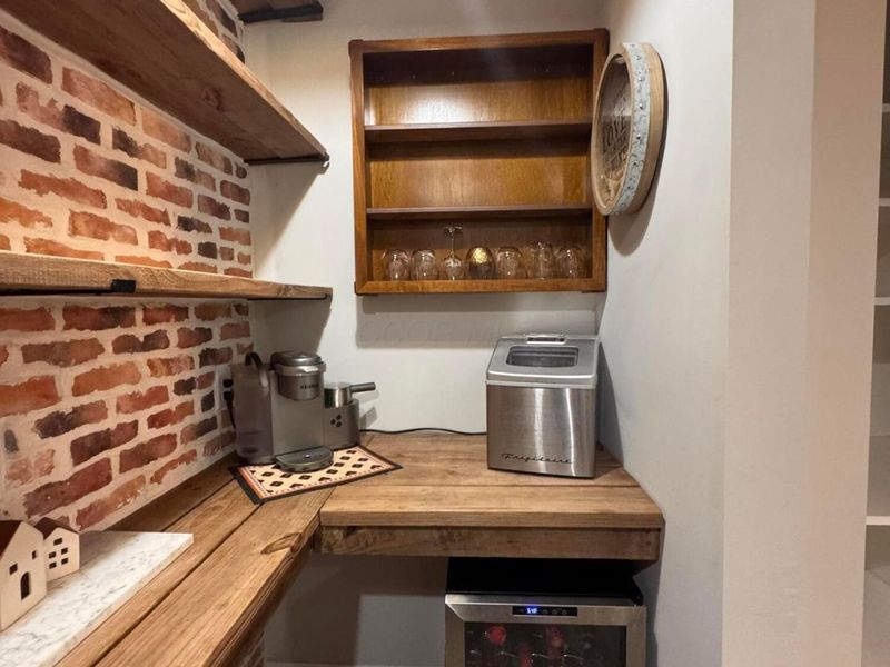 1124 Ayrshire Drive, Columbus, OH 43207 Photo 16