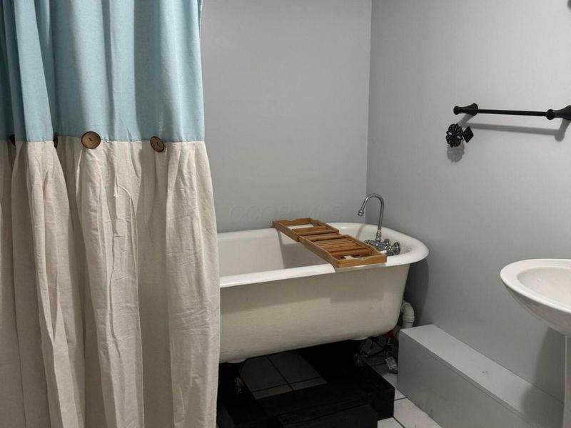 1124 Ayrshire Drive, Columbus, OH 43207 Photo 47