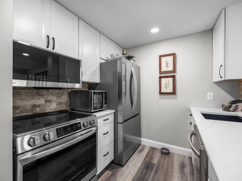 104 Clinton Reef Drive, Unit 104, Port Clinton, OH 43452 Photo 11