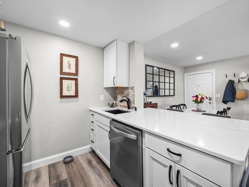 104 Clinton Reef Drive, Unit 104, Port Clinton, OH 43452 Photo 12