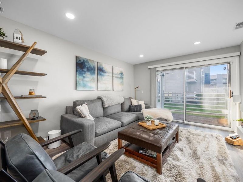 104 Clinton Reef Drive, Unit 104, Port Clinton, OH 43452 Photo 7