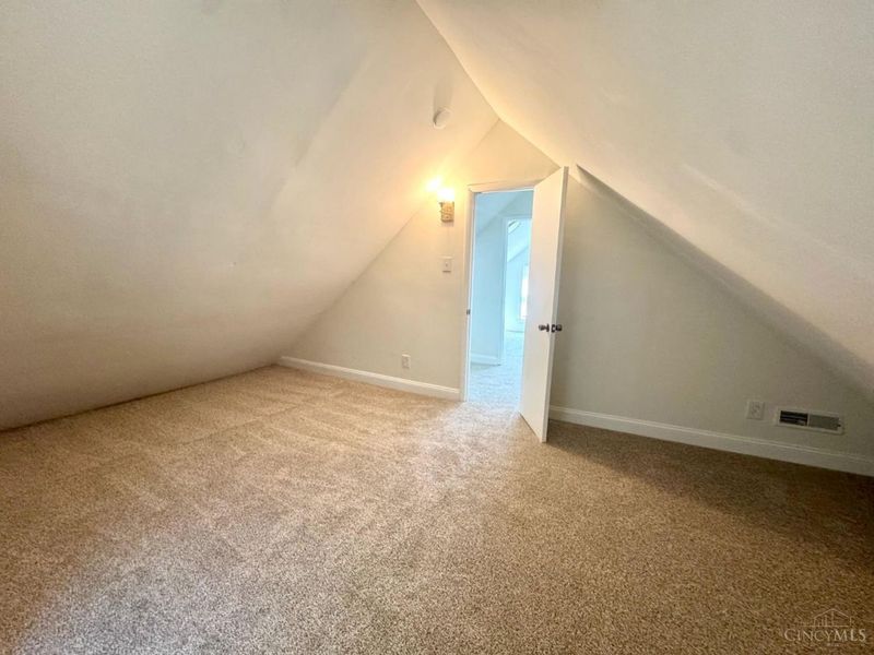 1600 Brewster, Cincinnati, OH 45207 Photo 26