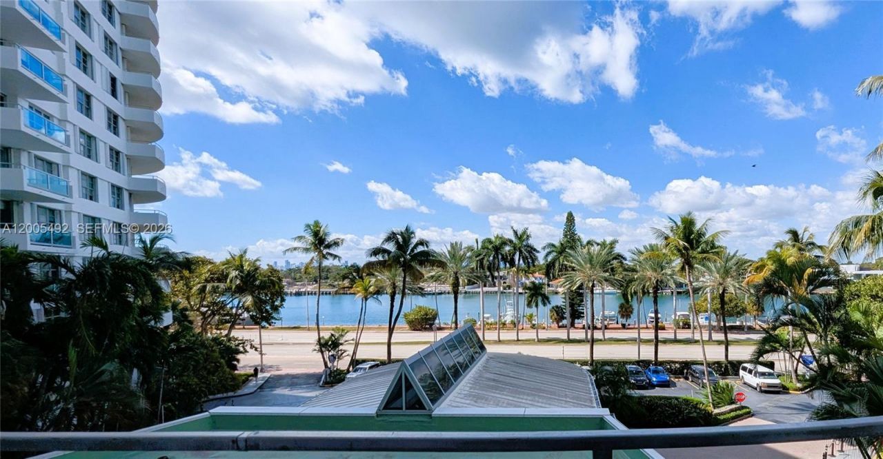 5161 Collins Ave, Unit 518, Miami Beach, FL 33140 Photo