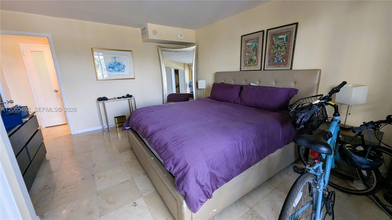 5161 Collins Ave , Unit 518, Miami Beach, FL 33140 Photo