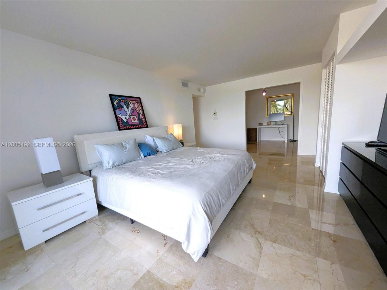 5161 Collins Ave, Unit 518, Miami Beach, FL 33140 Photo