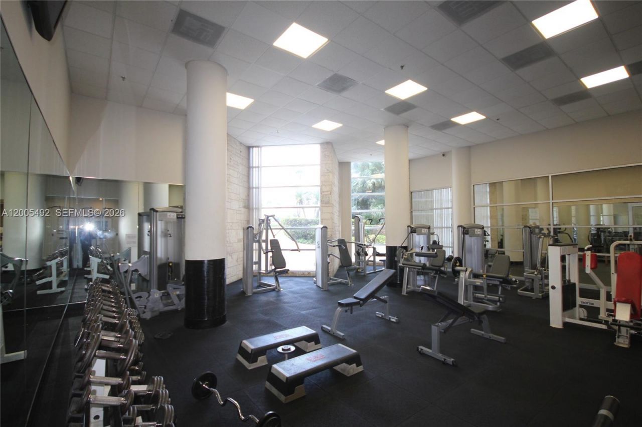 5161 Collins Ave , Unit 518, Miami Beach, FL 33140 Photo