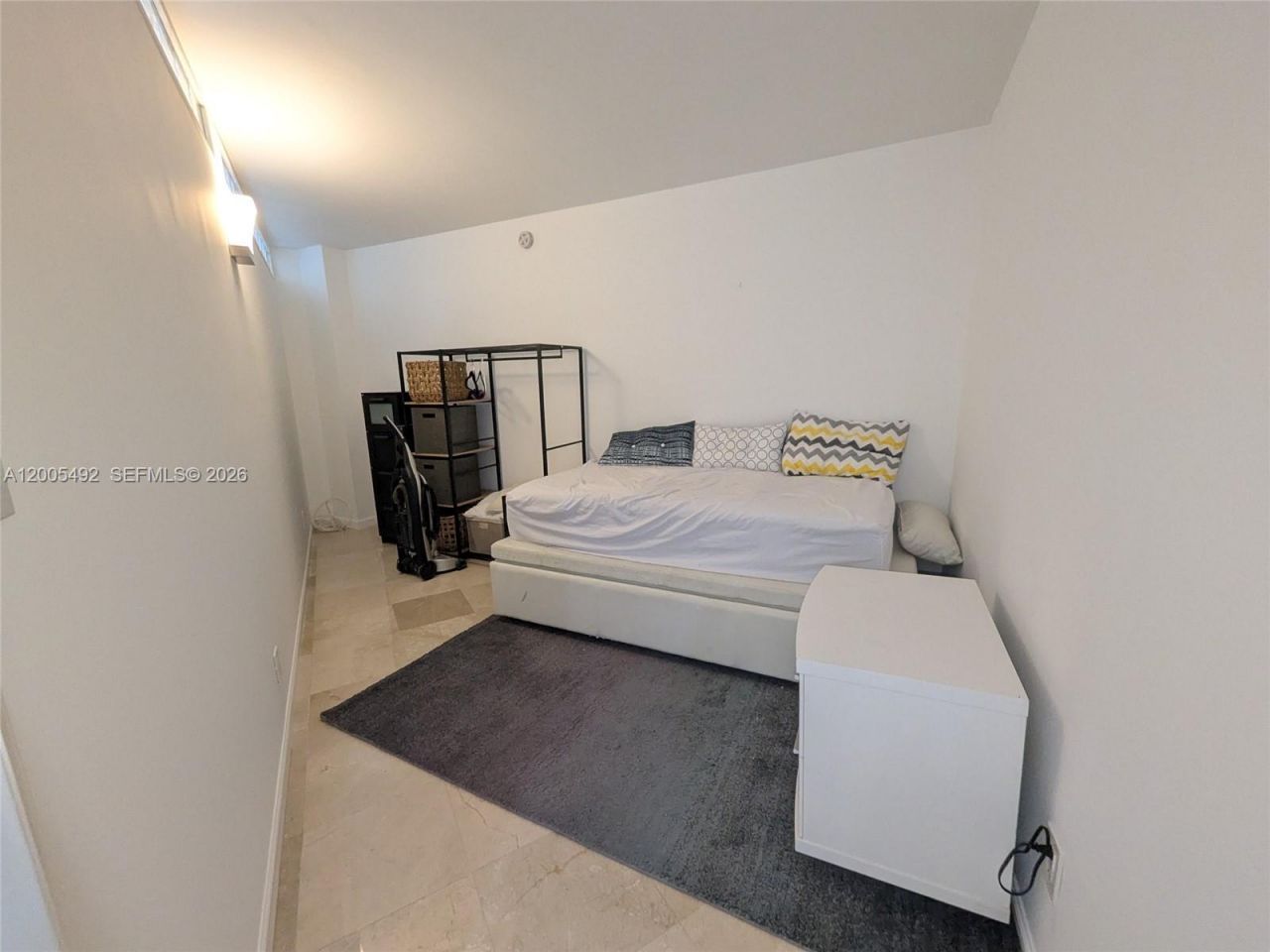 5161 Collins Ave, Unit 518, Miami Beach, FL 33140 Photo
