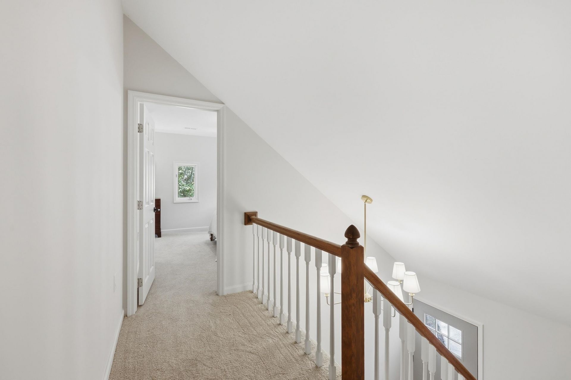 910 Second Ave.  Photo 19