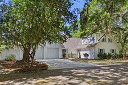 910 Second Ave.  photo 4