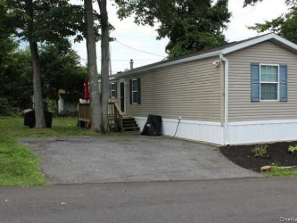 424 Sandgate Drive , New Windsor, NY 12553