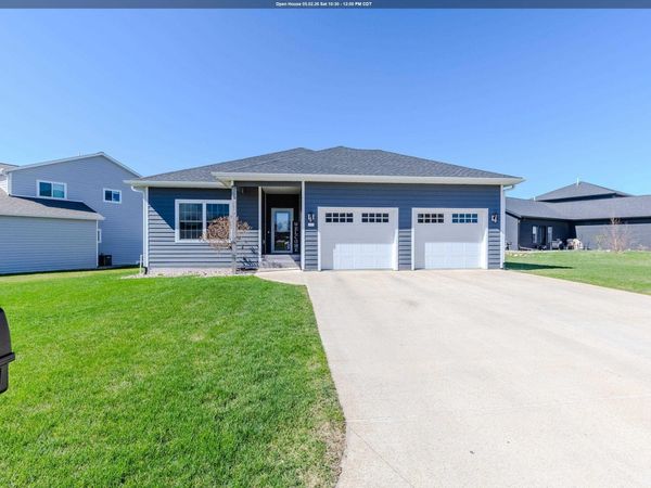 2807 Sportsmans Dr , Milford, IA 51351
