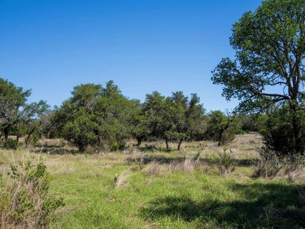 62 Balcones DR , Johnson City, TX 78636