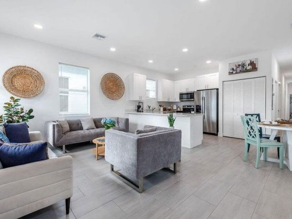 2683 Hiawatha Avenue, West Palm Beach, FL 33409