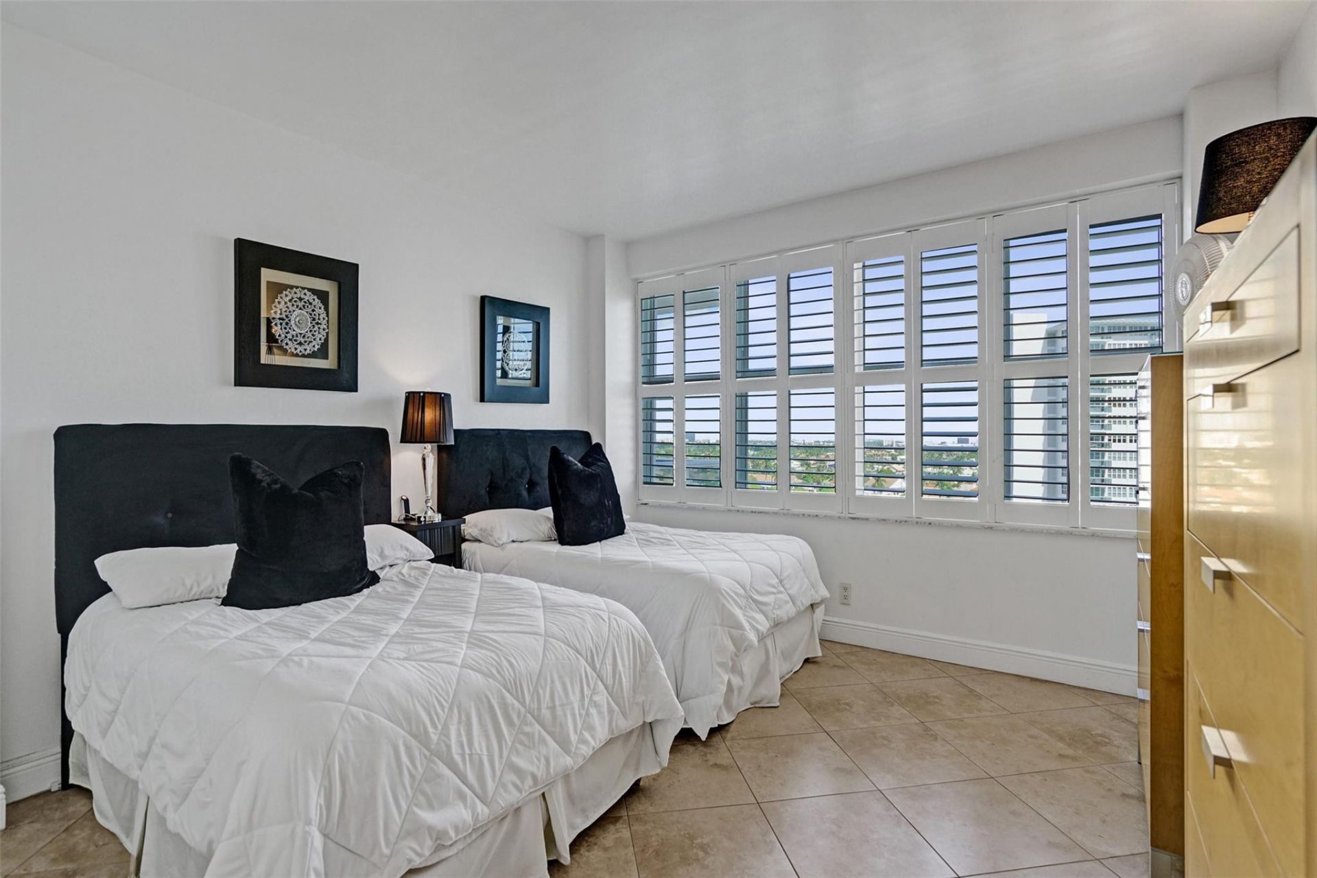 3333 NE 34th Street, Unit 1006, Fort Lauderdale, FL 33308 Photo