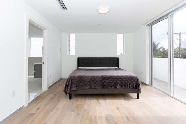 700 NE 14th Avenue, Unit 206, Fort Lauderdale, FL 33304 Photo