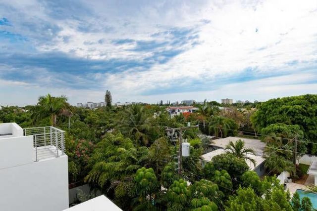 700 NE 14th Avenue, Unit 206, Fort Lauderdale, FL 33304 Photo