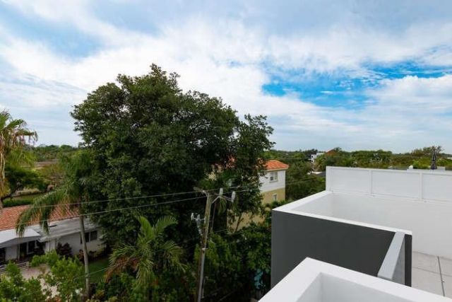 700 NE 14th Avenue, Unit 206, Fort Lauderdale, FL 33304 Photo