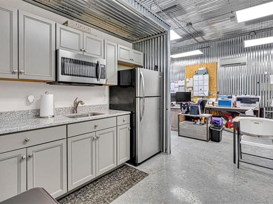 Property Image 37