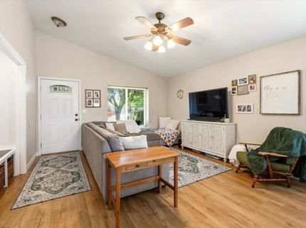 6724 W 2nd St, Rio Linda, CA 95673 Photo