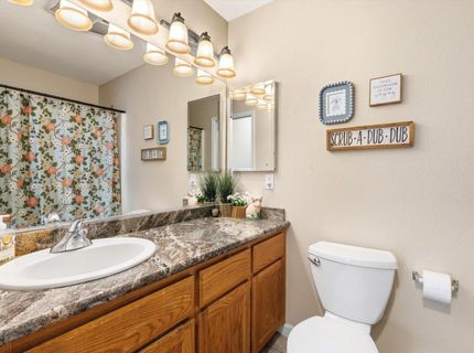 6724 W 2nd St, Rio Linda, CA 95673 Photo