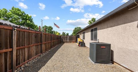 6724 W 2nd St, Rio Linda, CA 95673 Photo