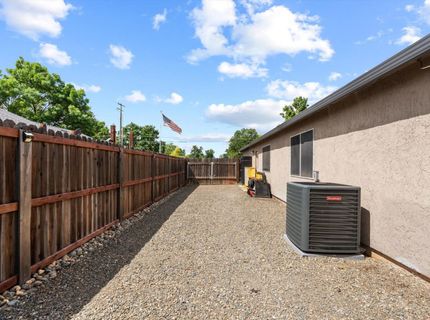 6724 W 2nd St, Rio Linda, CA 95673 Photo