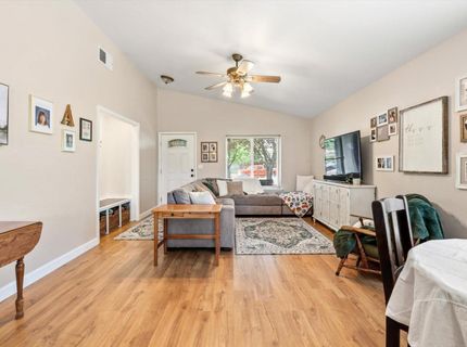 6724 W 2nd St, Rio Linda, CA 95673 Photo