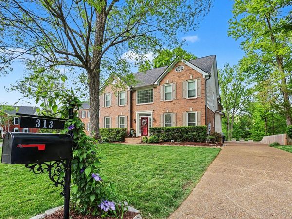 313 Saddlebridge Ln, Franklin, TN 37069
