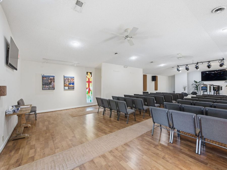 Property Image 25