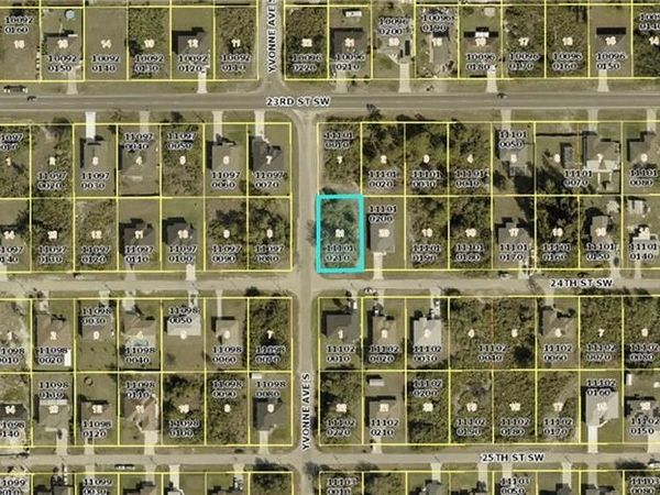 3720 24th ST SW, LEHIGH ACRES, FL 33976