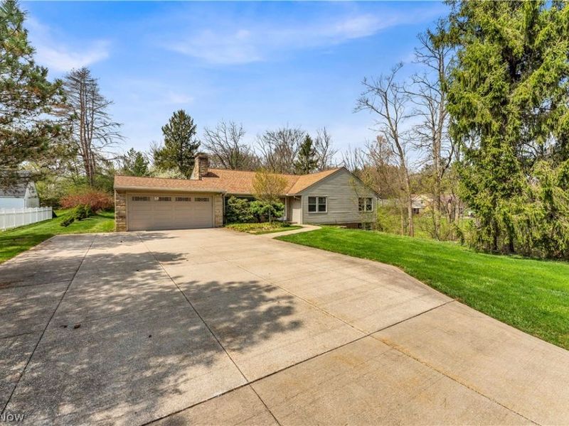 8556 Brecksville Road , Brecksville, OH 44141 Photo 2