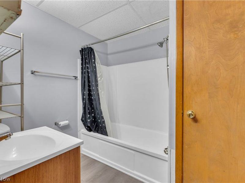 1415 Wyandotte Avenue , Unit 105, Lakewood, OH 44107 Photo 13