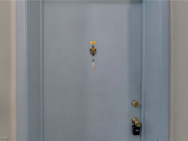 1415 Wyandotte Avenue , Unit 105, Lakewood, OH 44107 Photo 3