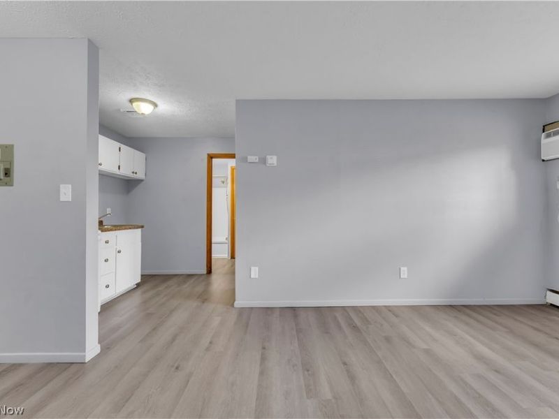 1415 Wyandotte Avenue , Unit 105, Lakewood, OH 44107 Photo 5