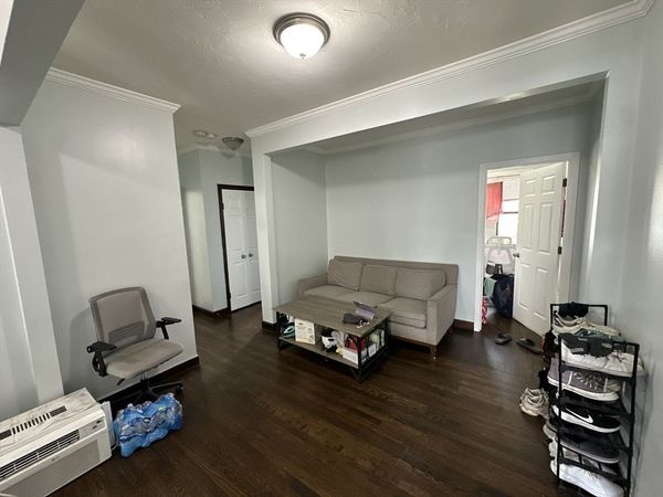 435 Walnut Ave, Unit 10, Boston, MA 02119