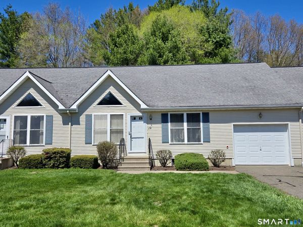304 Brainard, Unit 29, Enfield, CT 06082