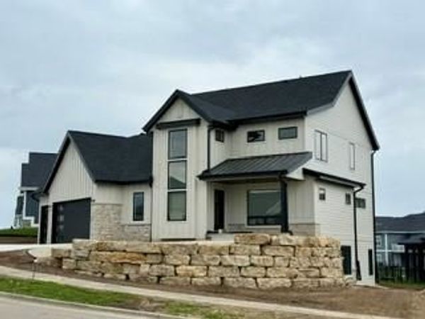 1405 Yeske Drive, Waunakee, WI 53597