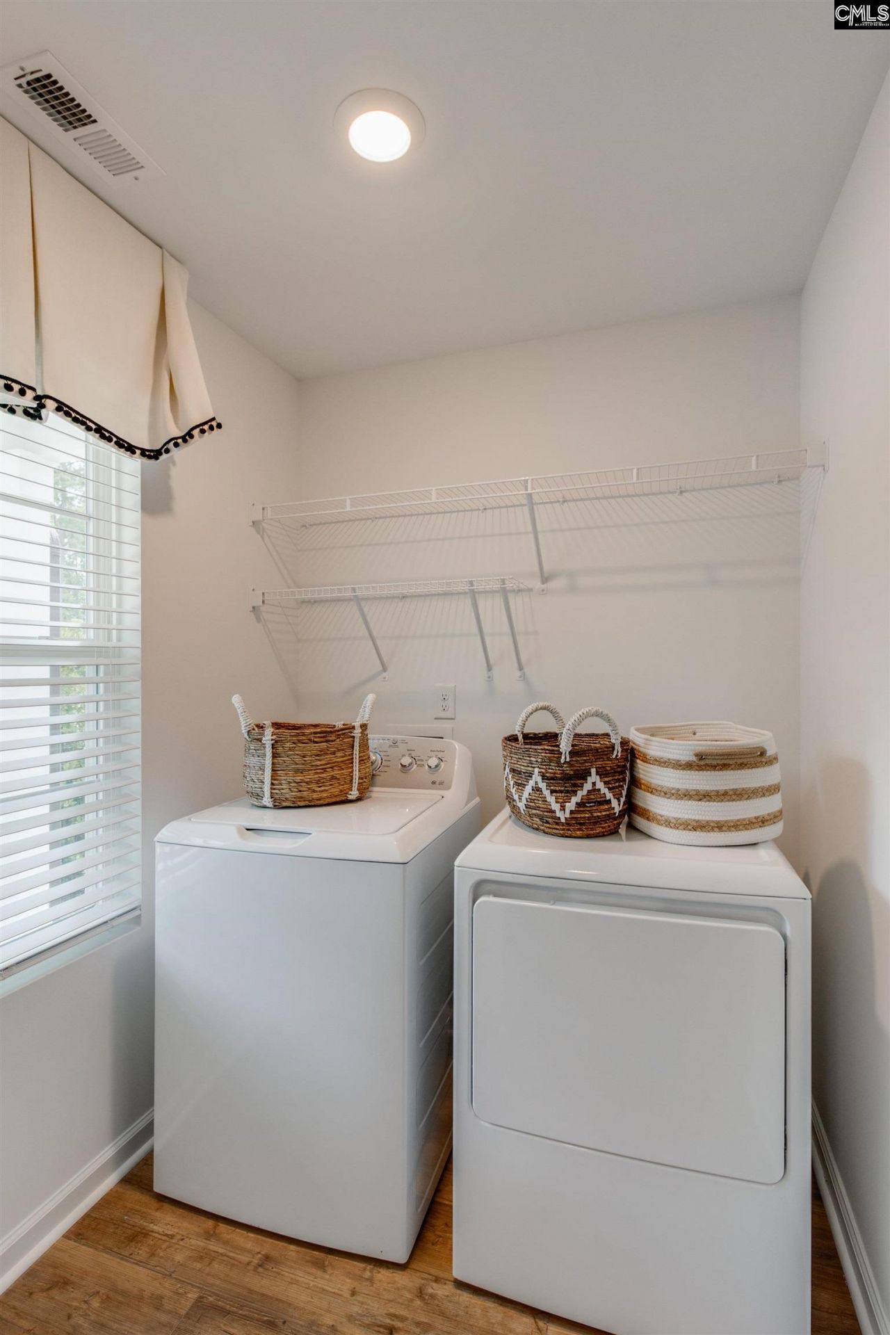 224 Laurinton Farms Drive  Photo 16