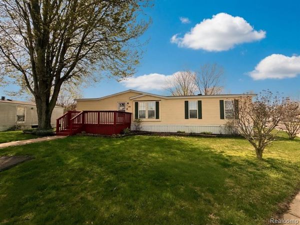 6988 Mckean, Ypsilanti, MI 48197
