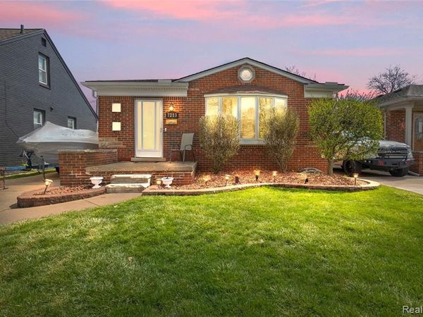 7213 Cortland Avenue , Allen Park, MI 48101