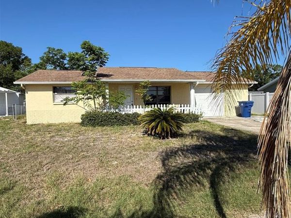 6656 KNIGHTSBRIDGE DRIVE , NEW PORT RICHEY, FL 34653